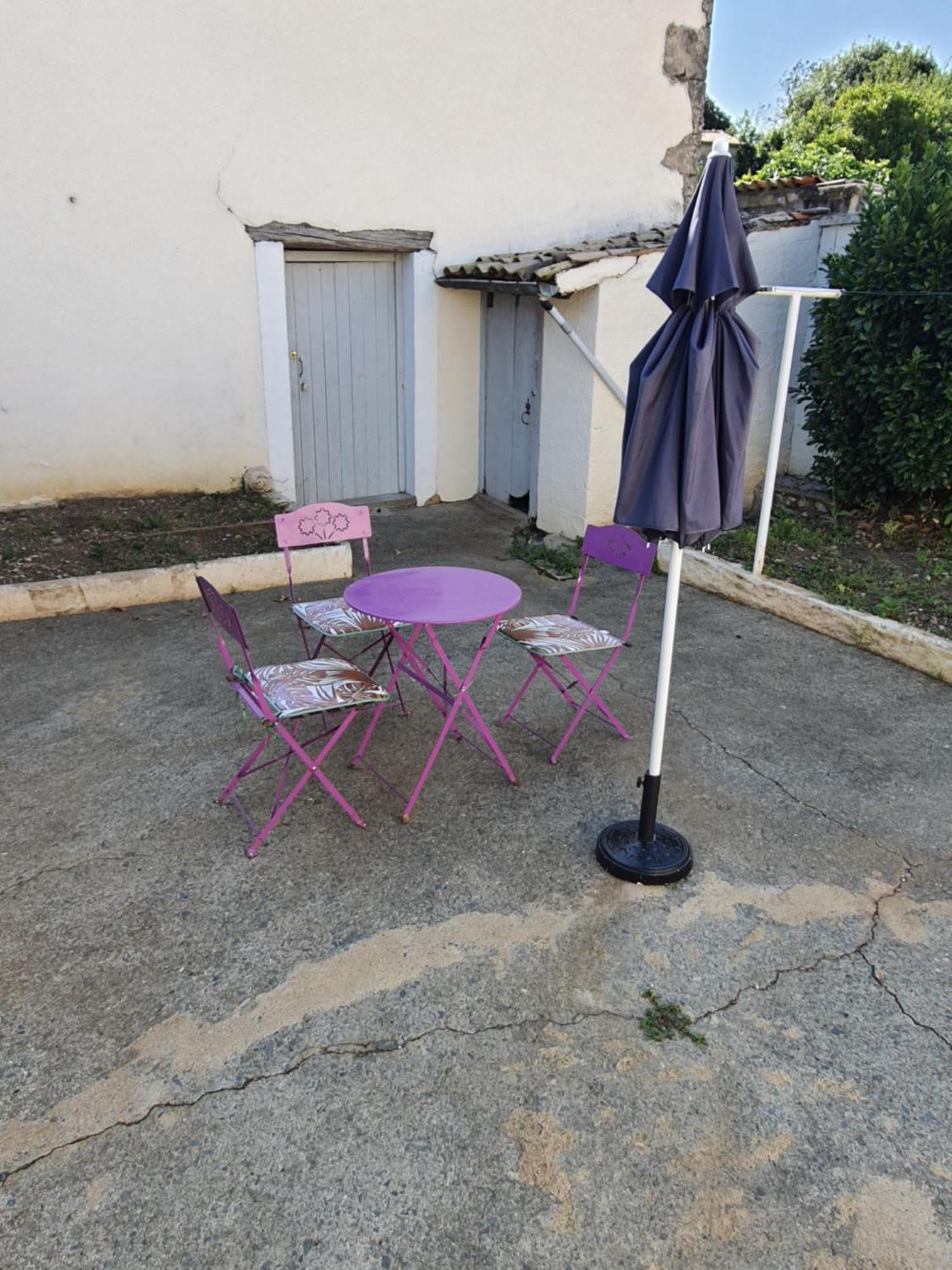 Holiday home Du Faubourg Charrault Maixent L'ecole